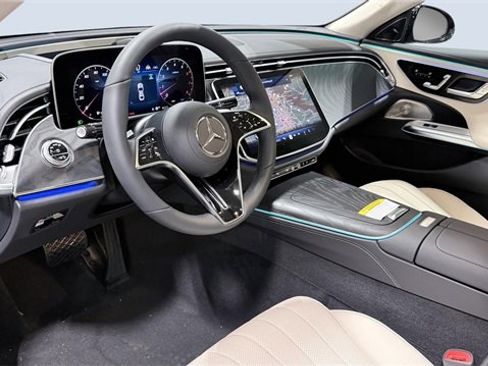 New 2026 Mercedes-Benz E 450 4MATIC Sedan image 5
