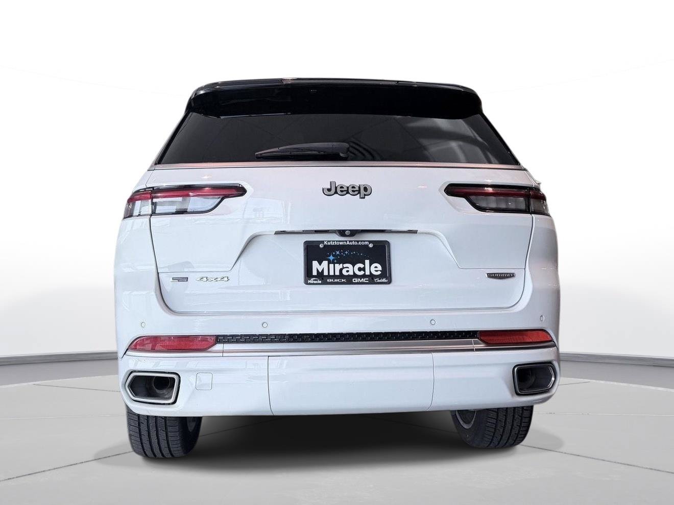 Used 2022 Jeep Grand Cherokee L Summit AWD/4WD image 14