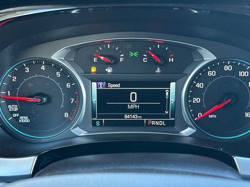 Used 2018 Chevrolet Traverse LT image 29