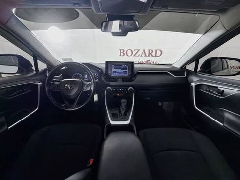 Used 2022 Toyota RAV4 LE FWD image 26