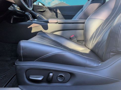 Used 2018 Lexus LC 500 Coupe w/ Touring Package image 8