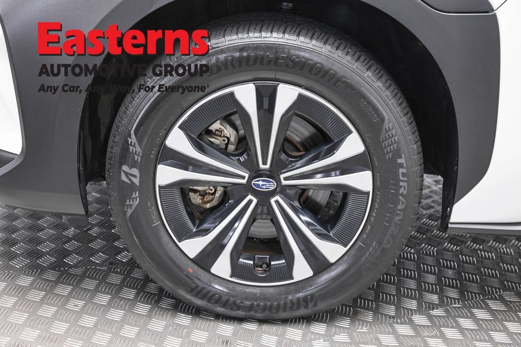 Used 2023 Subaru Solterra AWD image 33