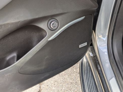 Used 2021 Buick Enclave Premium w/ Sun and Sites Package image 18