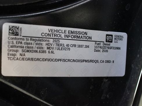 Used 2025 GMC Sierra 2500 AT4X AWD/4WD image 70