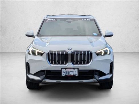 Used 2025 BMW X1 xDrive28i w/ Convenience Package image 3