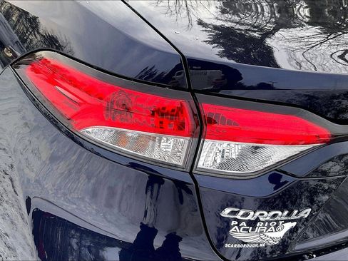 Used 2020 Toyota Corolla LE image 29