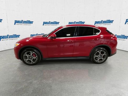 Used 2018 Alfa Romeo Stelvio Ti image 7