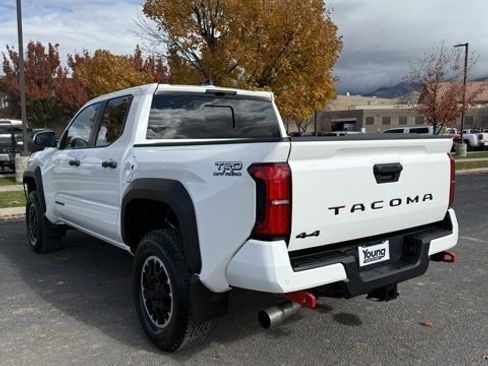 New 2025 Toyota Tacoma TRD Sport image 8