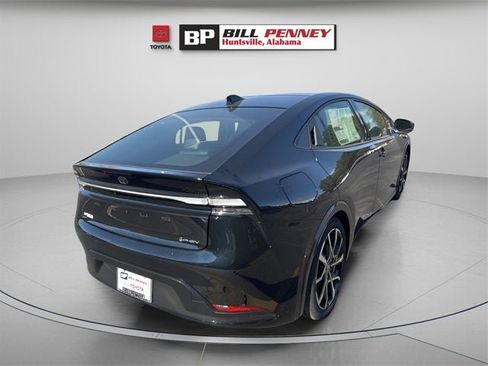 New 2026 Toyota Prius Plug-In Hybrid image 5