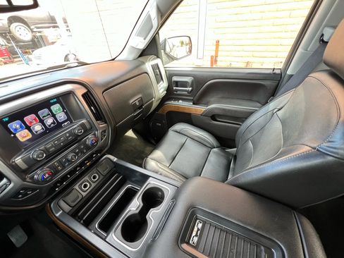 Used 2017 Chevrolet Silverado 1500 LTZ w/ Sport Package image 28