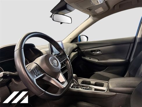 Used 2020 Nissan Sentra SV image 8