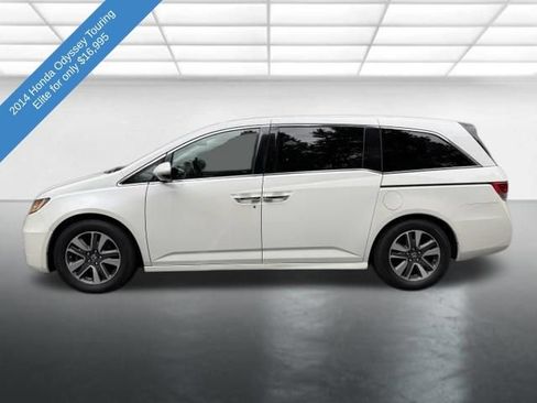 Used 2014 Honda Odyssey Touring Elite image 2