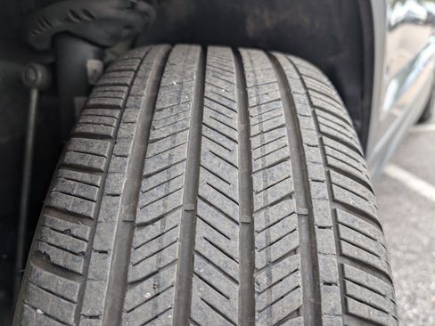 Used 2023 Volkswagen Taos S image 32