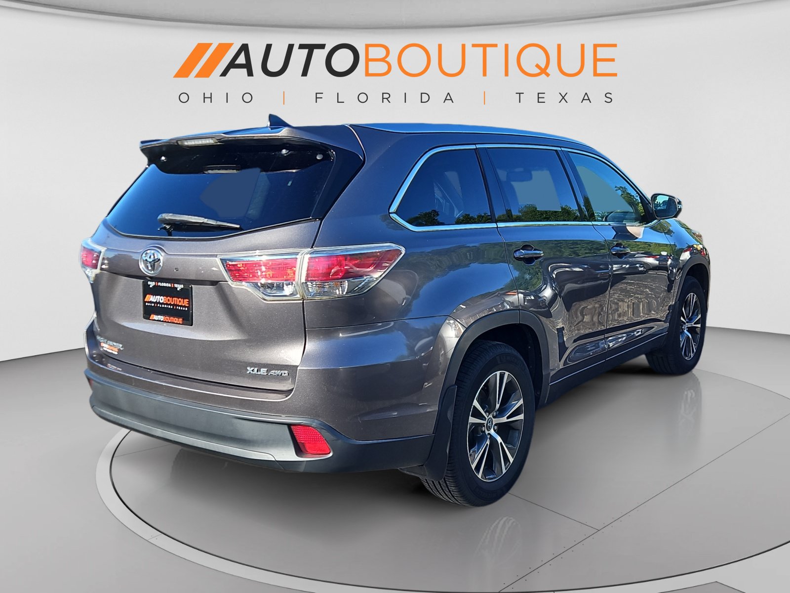 Used 2016 Toyota Highlander XLE AWD/4WD image 5