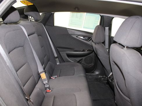 Used 2023 Chevrolet Malibu LT FWD image 27