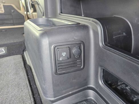 Used 2016 Toyota 4Runner SR5 image 32