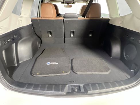 Used 2022 Subaru Forester Touring image 25