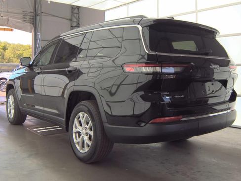 Used 2023 Jeep Grand Cherokee L Limited AWD/4WD image 4