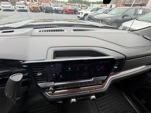 Used 2023 GMC Sierra 1500 Elevation AWD/4WD image 42