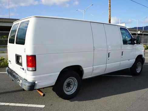 Used 2013 Ford E-150 and Econoline 150 RWD image 21