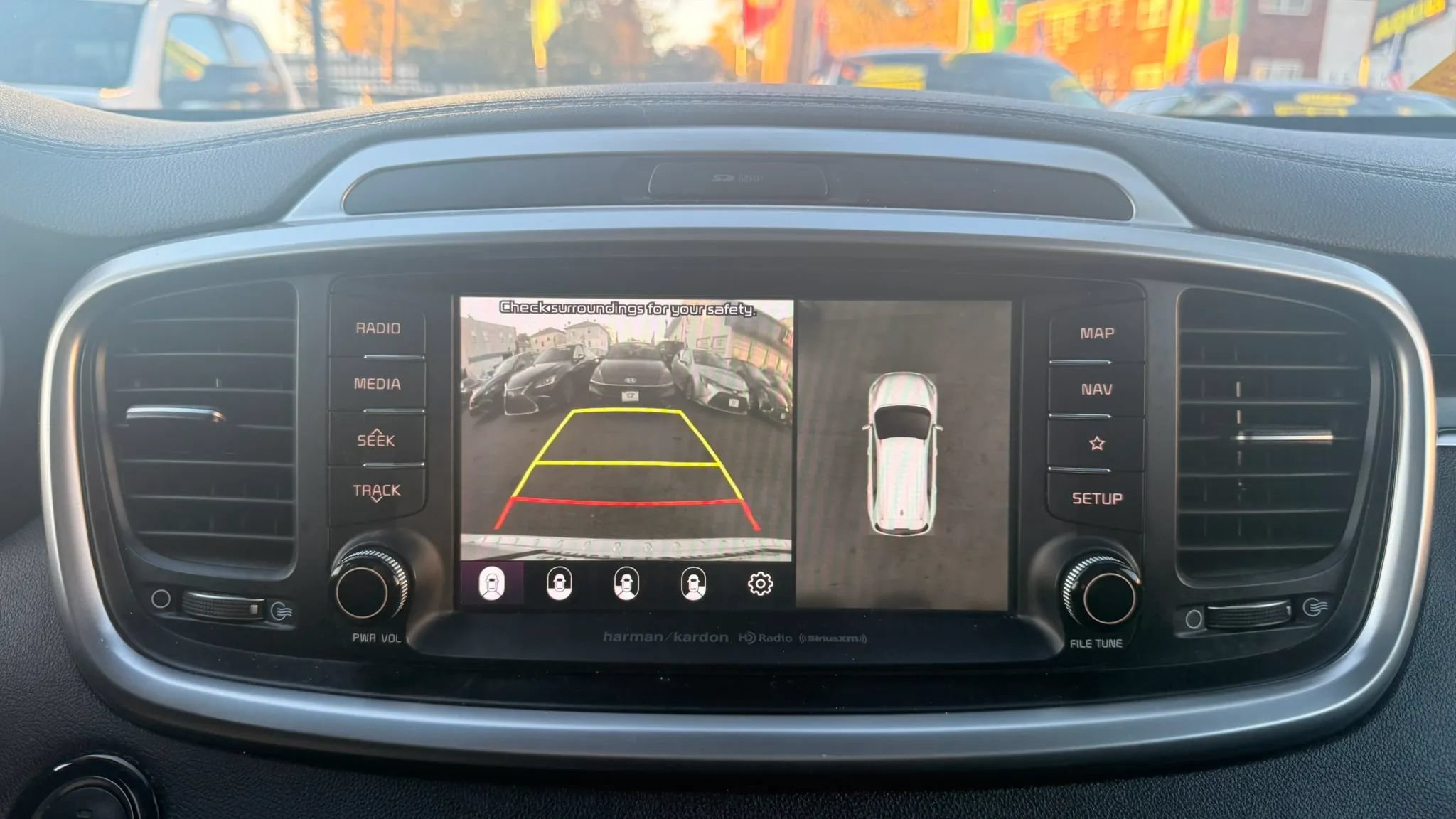 Used 2019 Kia Sorento SX w/ SX Touring Package AWD/4WD image 24