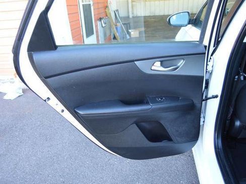 Used 2021 Kia Forte LXS image 42