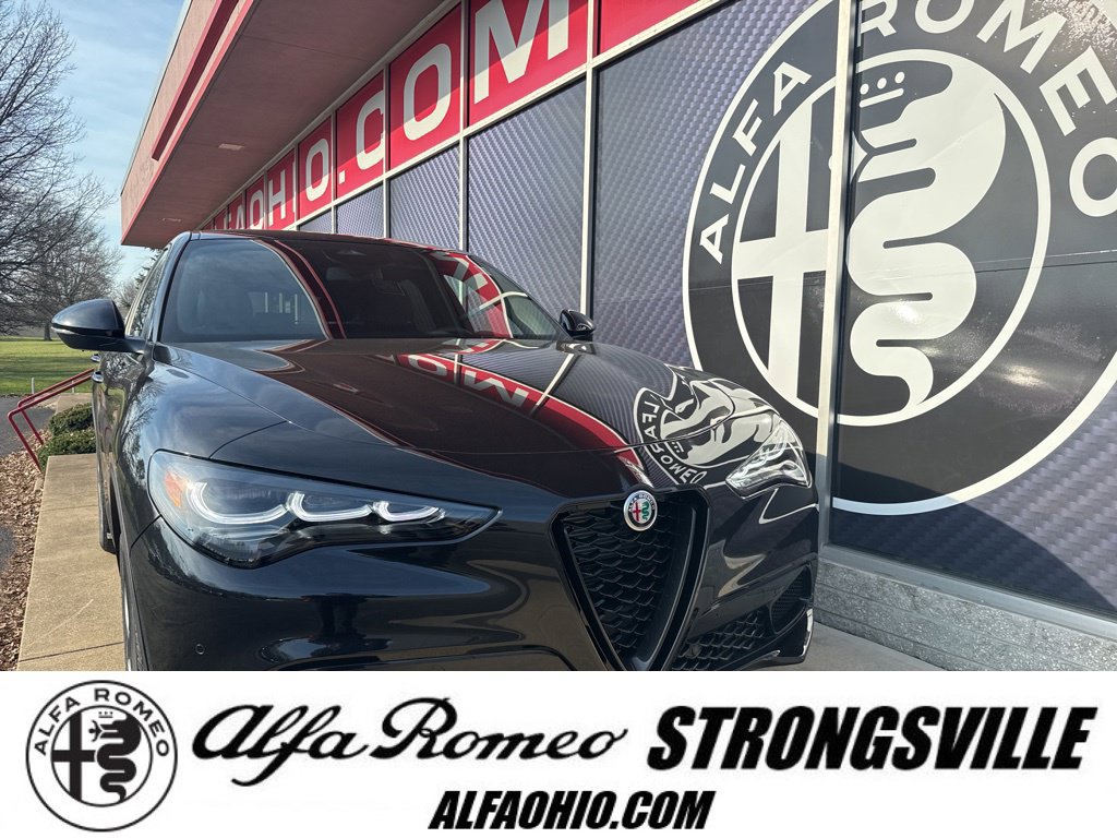 New 2026 Alfa Romeo Stelvio Sprint AWD/4WD image 1