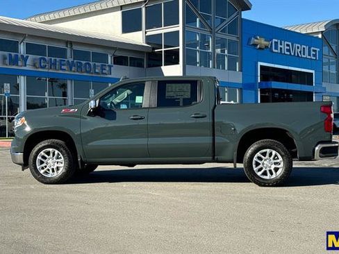 Used 2026 Chevrolet Silverado 1500 LT AWD/4WD image 7