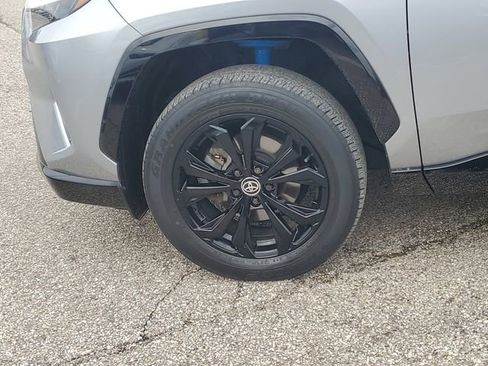 Used 2022 Toyota RAV4 XSE w/ XSE Grade Weather Package image 9