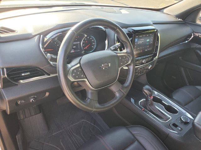Used 2023 Chevrolet Traverse RS w/ LPO, Floor Liner Package AWD/4WD image 15