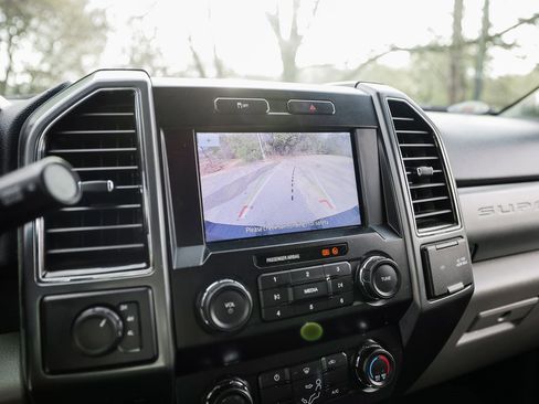 Used 2022 Ford F250 XLT image 19