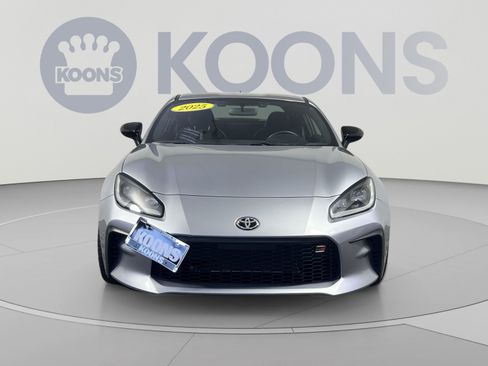 Used 2025 Toyota GR86 Premium w/ Performance Package RWD image 4
