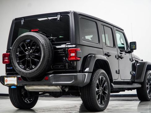 Used 2023 Jeep Wrangler Unlimited Sahara w/ Cold Weather Group AWD/4WD image 13