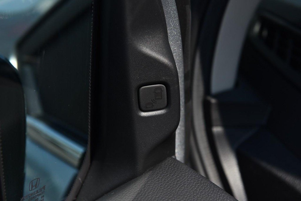 Certified 2026 Honda Odyssey Touring image 10