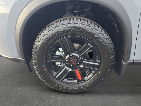 New 2026 Nissan Rogue SV AWD/4WD image 9