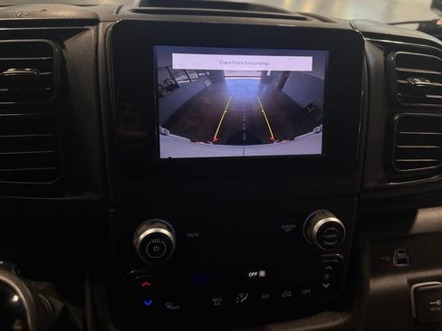 Used 2023 RAM ProMaster 2500 FWD image 18