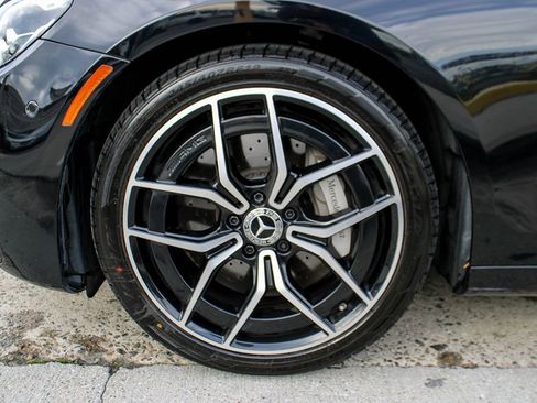 Used 2022 Mercedes-Benz E 350 Sedan w/ AMG Line Exterior image 44