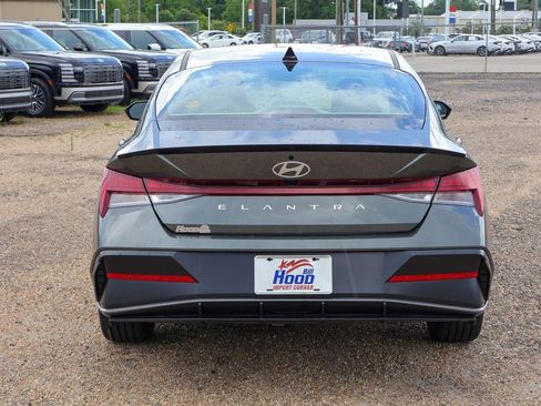 New 2026 Hyundai Elantra SEL Sport Premium FWD image 29