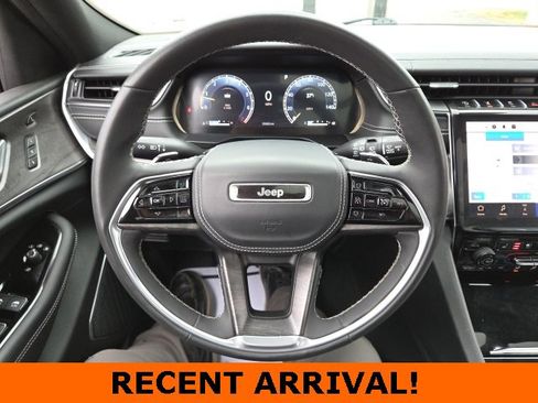 Used 2023 Jeep Grand Cherokee Overland w/ Luxury Tech Group IV image 61