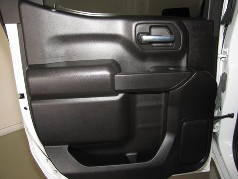 Used 2023 GMC Sierra 1500 Pro w/ Graphite Edition image 12