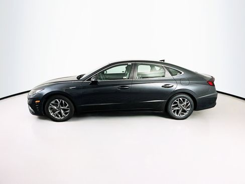Used 2023 Hyundai Sonata SEL FWD image 4