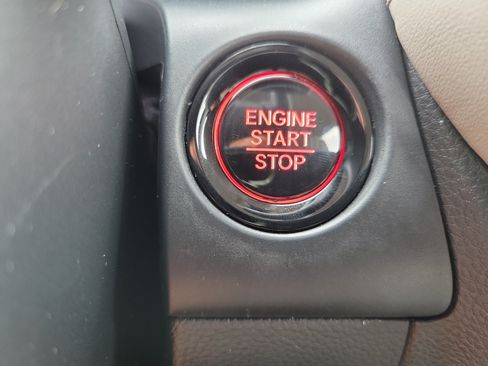 Used 2024 Honda HR-V LX image 29