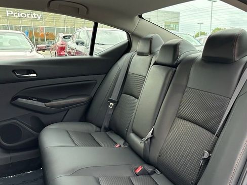 New 2025 Nissan Altima 2.5 SR image 23