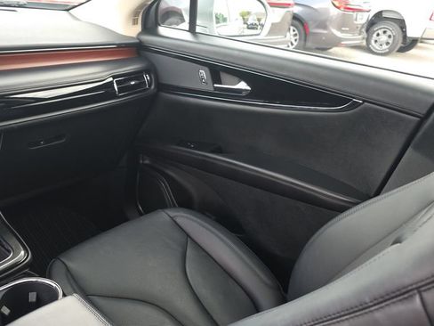 Used 2023 Lincoln Nautilus Reserve FWD image 28