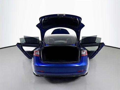 Used 2019 Tesla Model 3 Standard Range image 30