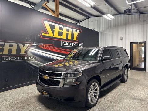 Used 2017 Chevrolet Suburban LT AWD/4WD image 1
