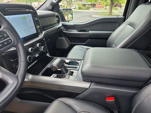 Used 2024 Ford F150 Lariat AWD/4WD image 34