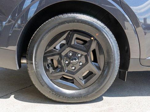 New 2026 Kia Carnival FWD image 30