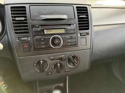 Used 2007 Nissan Versa 1.8 S w/ PWR Pkg image 10