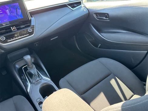 Used 2024 Toyota Corolla LE image 19